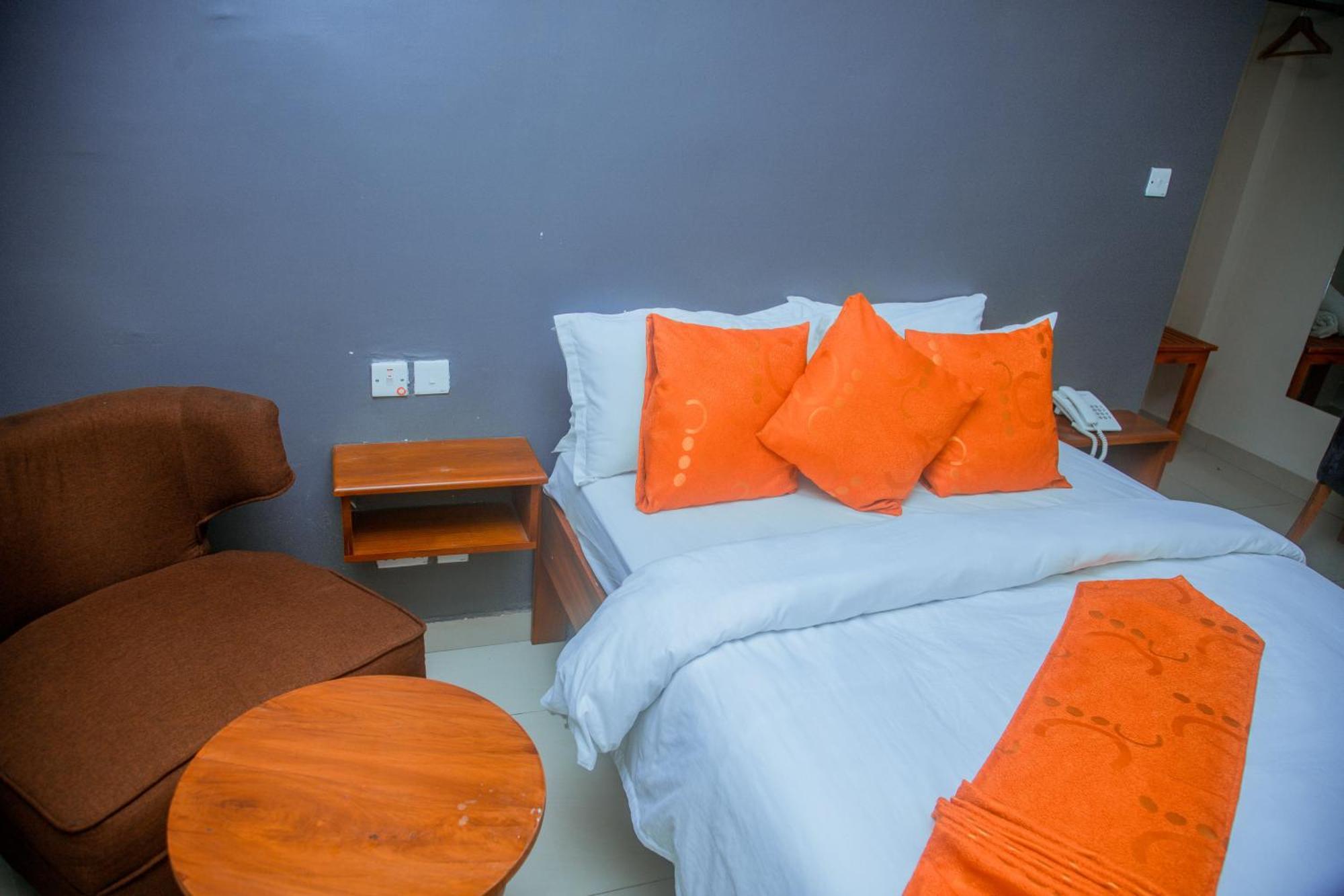 Le Grand Marie Hotel ดาร์เอสซาลาม ภายนอก รูปภาพ