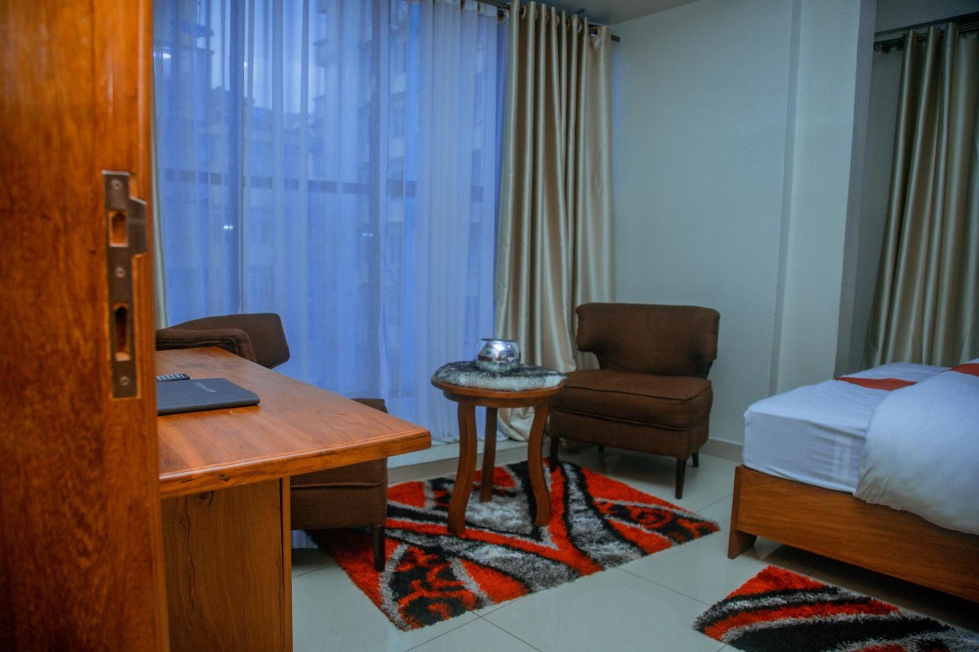 Le Grand Marie Hotel ดาร์เอสซาลาม ภายนอก รูปภาพ