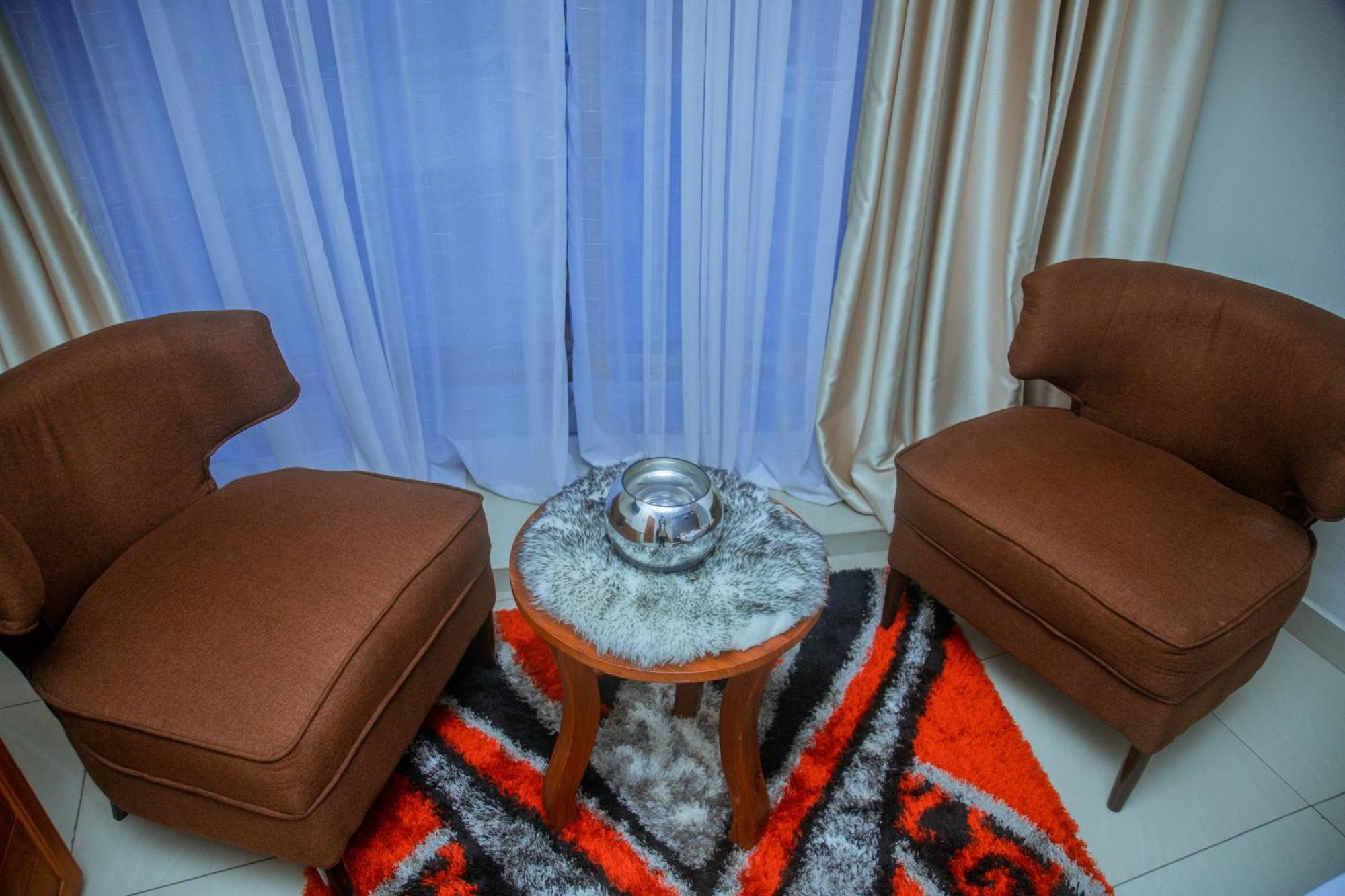 Le Grand Marie Hotel ดาร์เอสซาลาม ภายนอก รูปภาพ