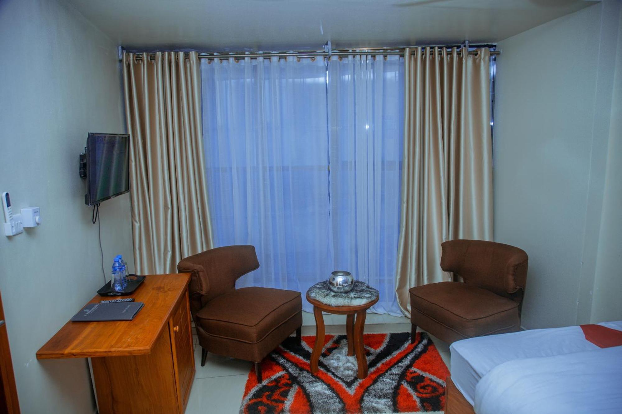 Le Grand Marie Hotel ดาร์เอสซาลาม ภายนอก รูปภาพ